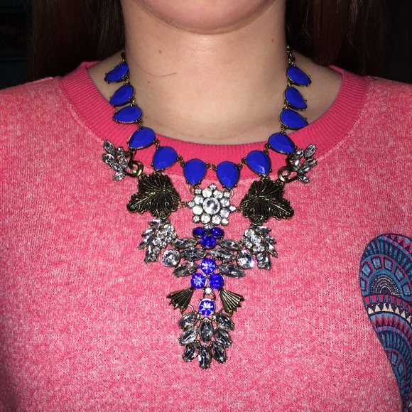 Blue Necklace! - Picture 3 of 3