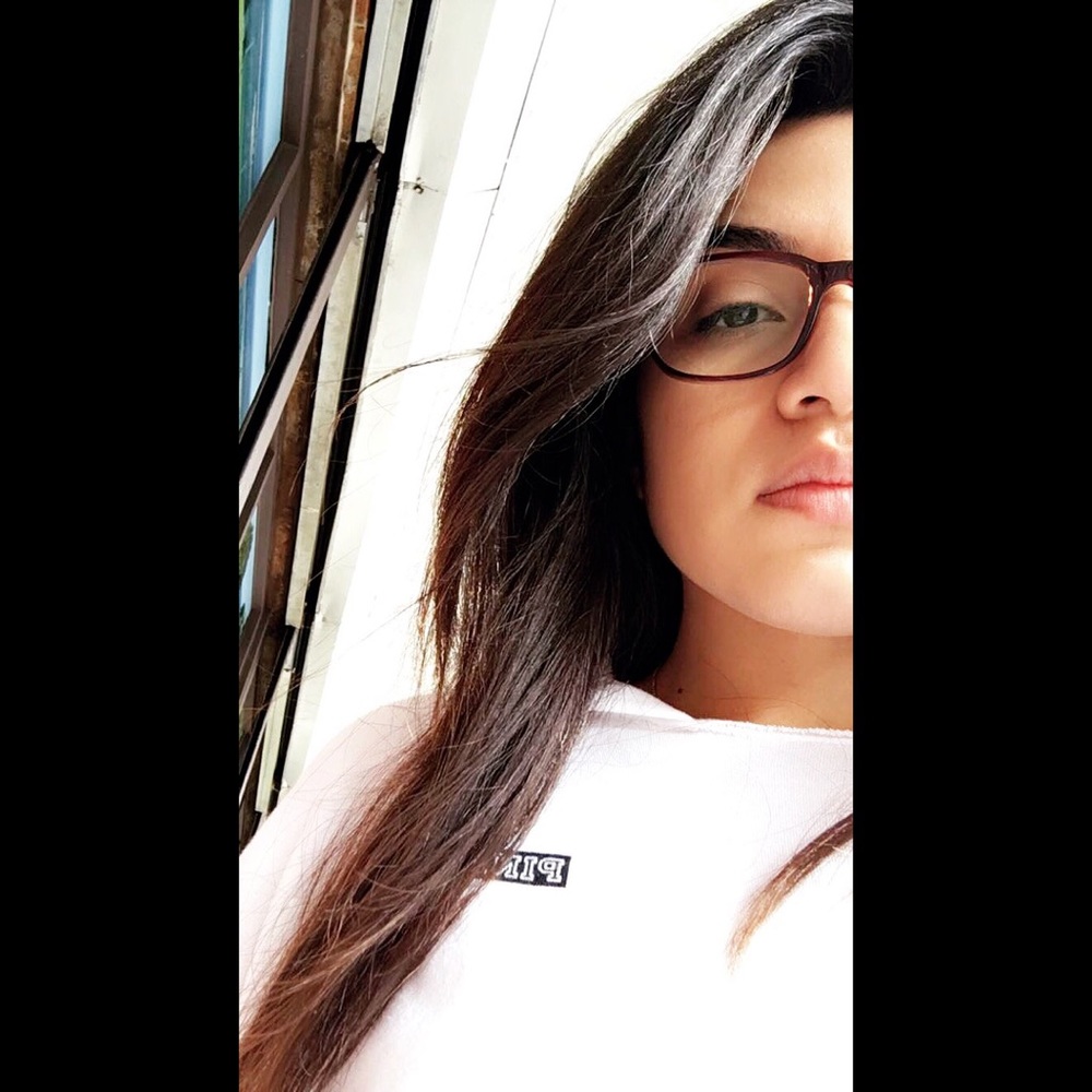 Meet your Posher, Isabel