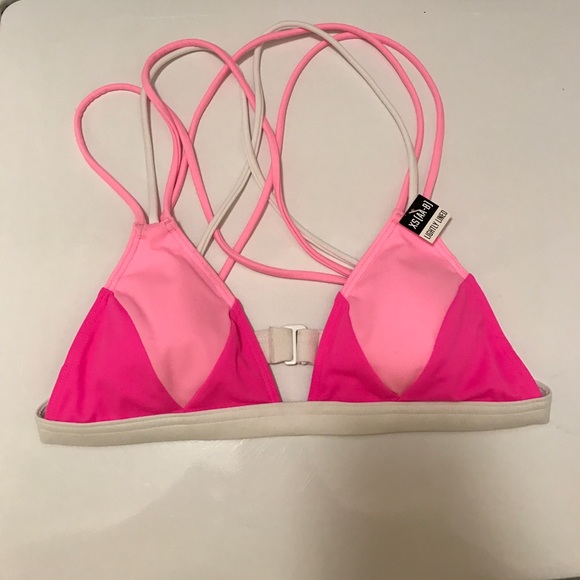 PINK Victoria's Secret Other - 🌸PINK Victoria's Secret strappy bikini top 🌸