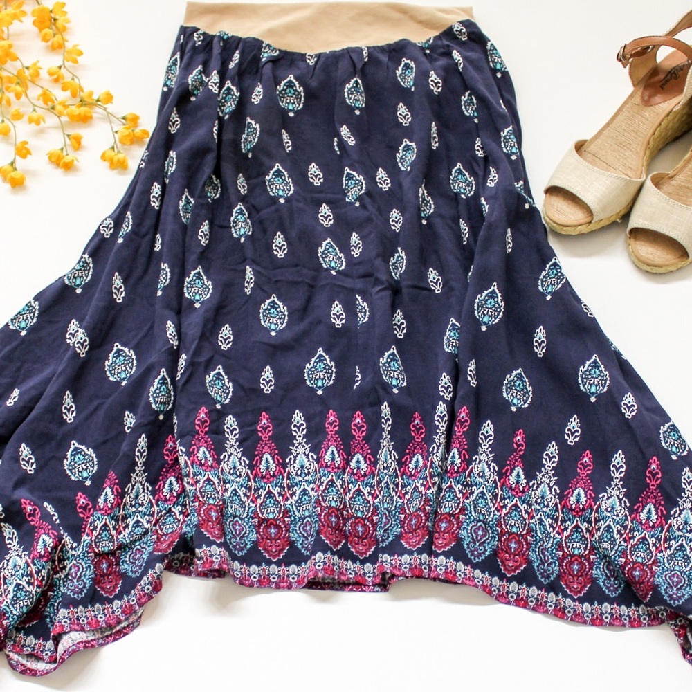 🍀SPRING SALE🍀 Motherhood maternity skirt