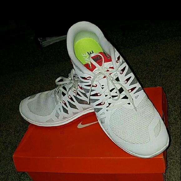 Nike frees 5.0 - Picture 1 of 4