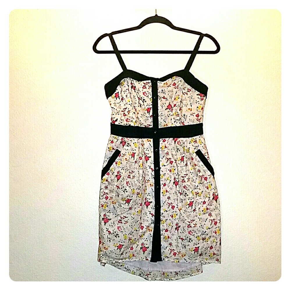 BCBGENERATION Dress Light Pink with Floral Design