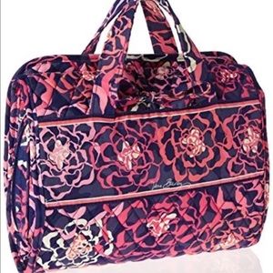 Vera Bradley hanging organizer