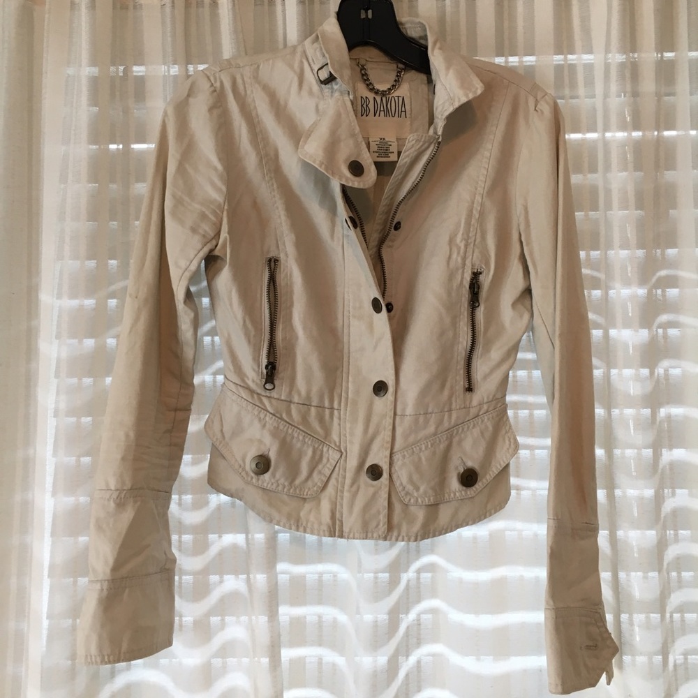 BB Dakota Cropped Jacket