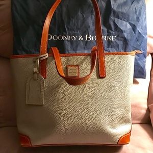 Dooley and Bourne Tote