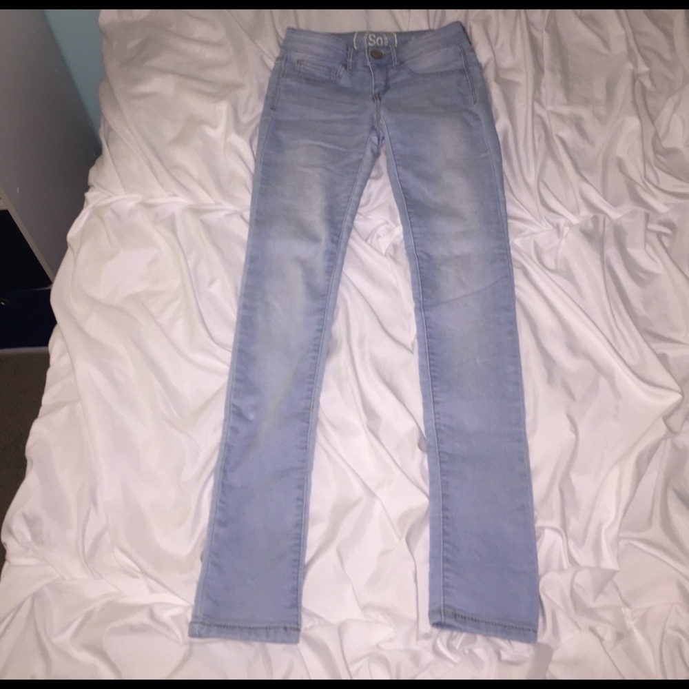 light blue jeggins