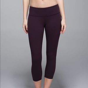 Reversible Black Cherry Wunder Under crops