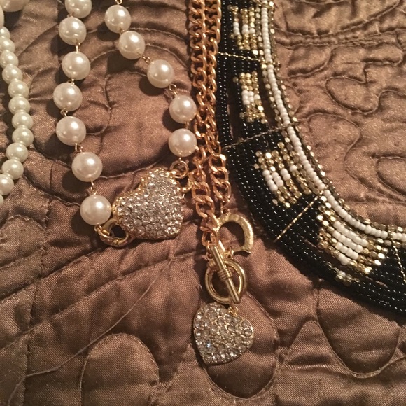 Necklace bundle - Picture 2 of 3