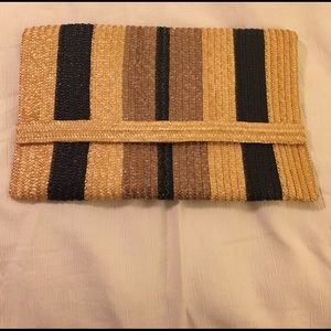 Vintage straw envelope clutch