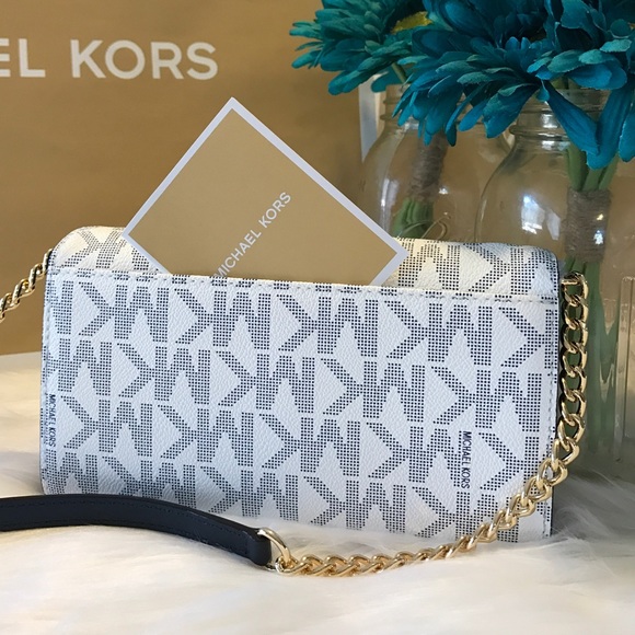 SOLD 🆕 Michael Kors Phone Crossbody Large Navy/W - Picture 2 of 5
