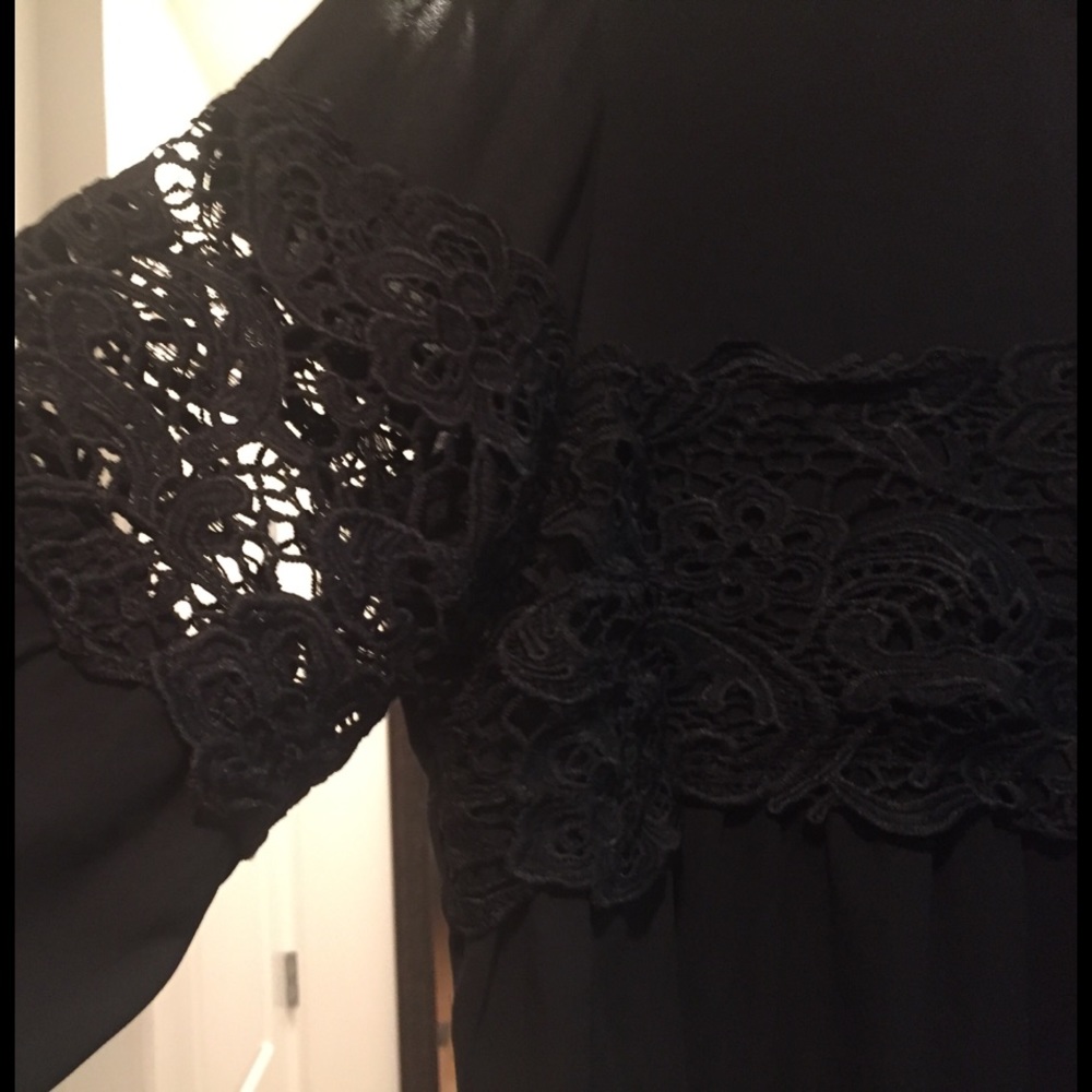 Beautiful lace detail blouse from express