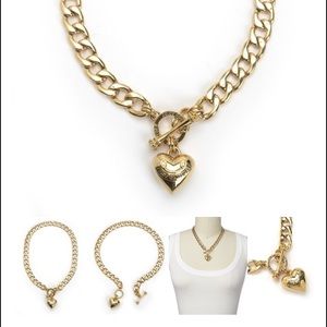 Juice Couture necklace 🌺