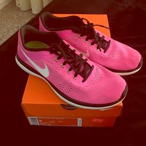 Women's Nike Flex 2016
