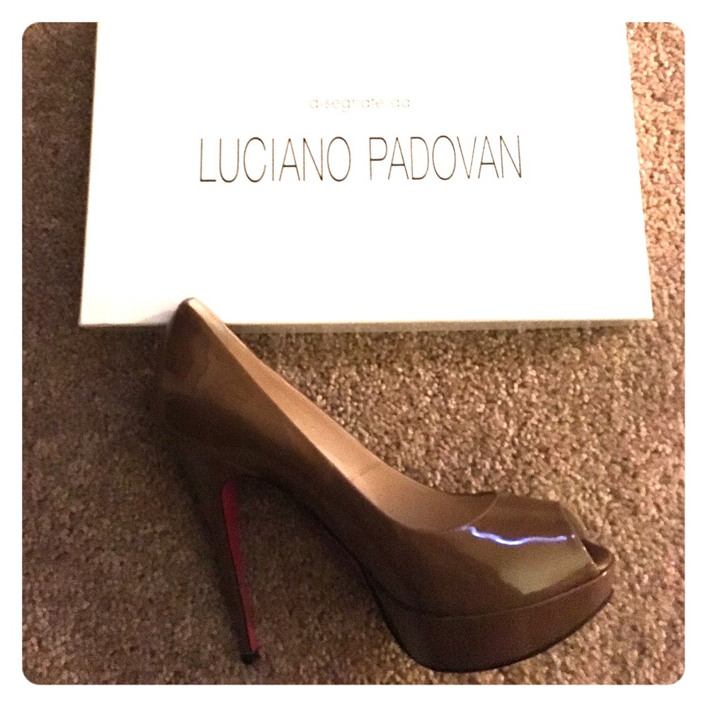 Platform Peep Toe Pumps