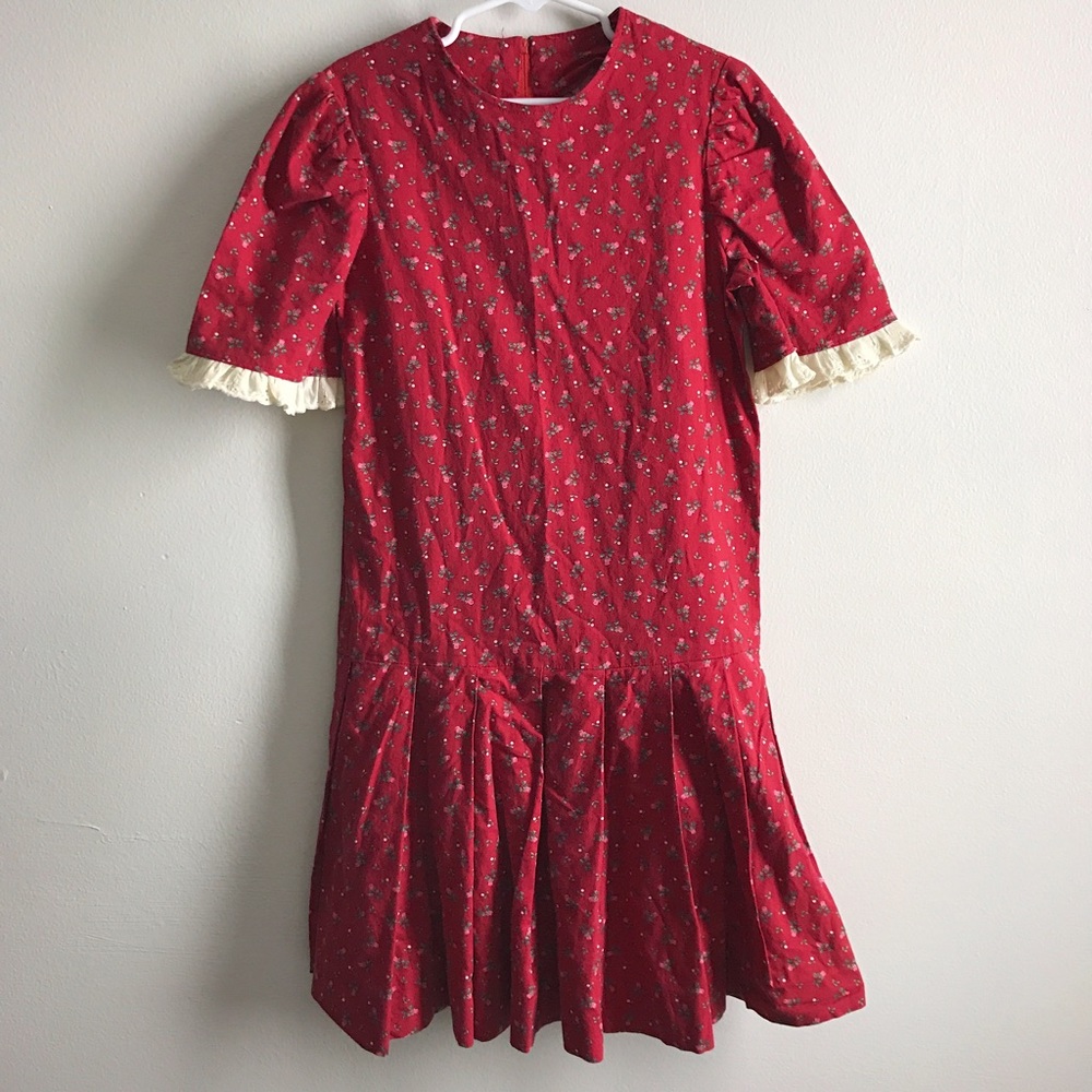 Vintage Red & Pink Floral Size 7