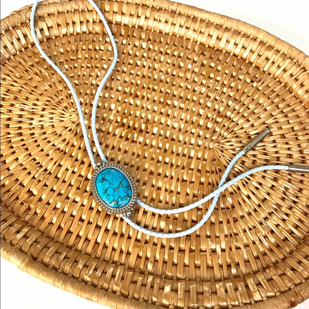 Vintage southwestern bolo tie