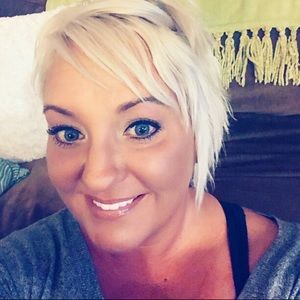 Meet your Posher, Barbie