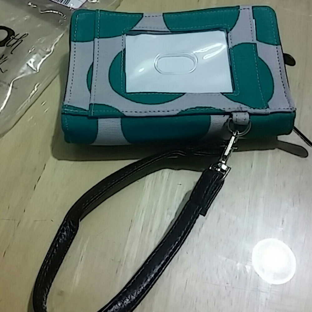 NWT Thirty-One Every-Day Wristlet
