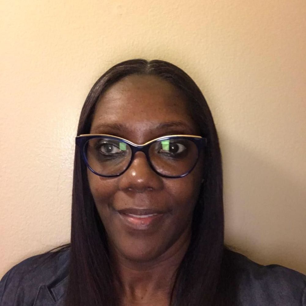 Meet your Posher, Pamela