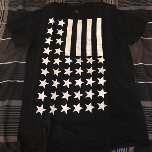 Urban Outfitters Other - Reverse Flag Tee