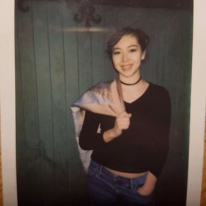 Meet your Posher, Chloe