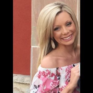 Meet your Posher, Allie