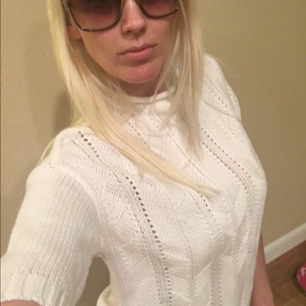 Liz Claiborne short sleeve sweater