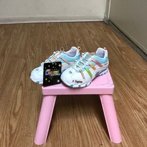 Little girls sketchers shoes