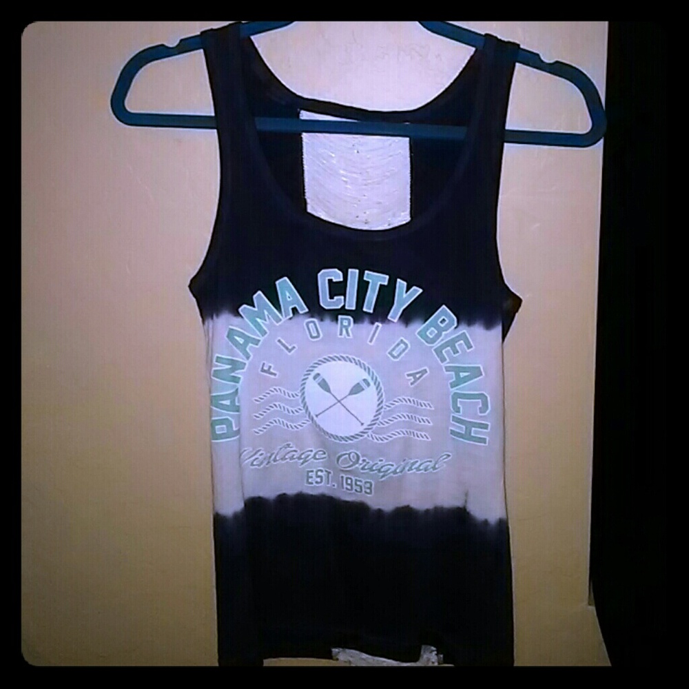 Florida tank top opening in the back