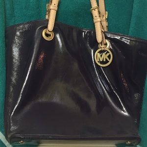 Michael Kors purple tote bag
