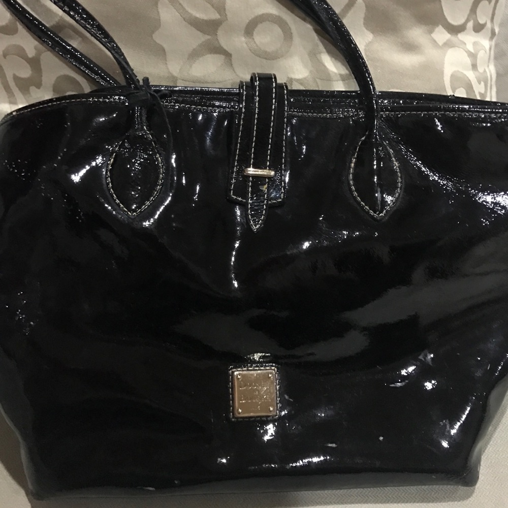 Dooney & Bourke purse