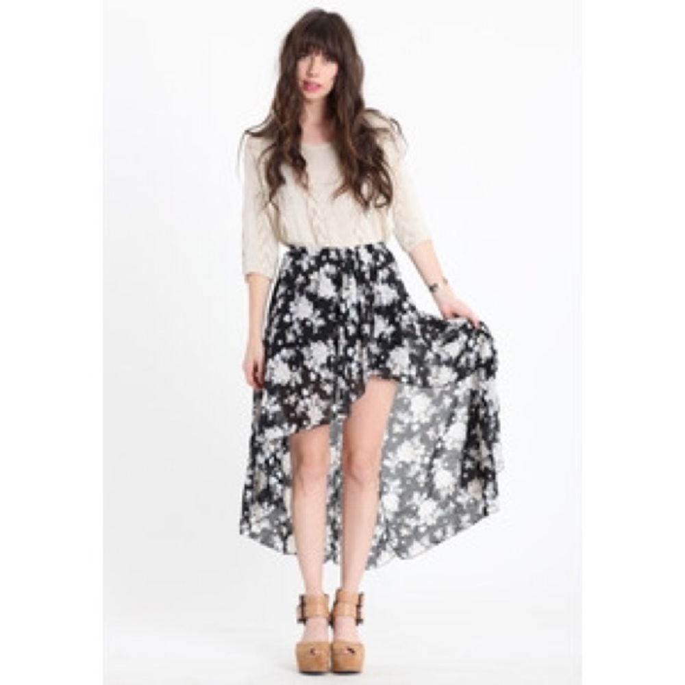 Brandy Melville Hi-Lo skirt