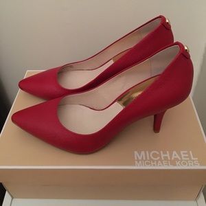 Michael Kors Pump red heels