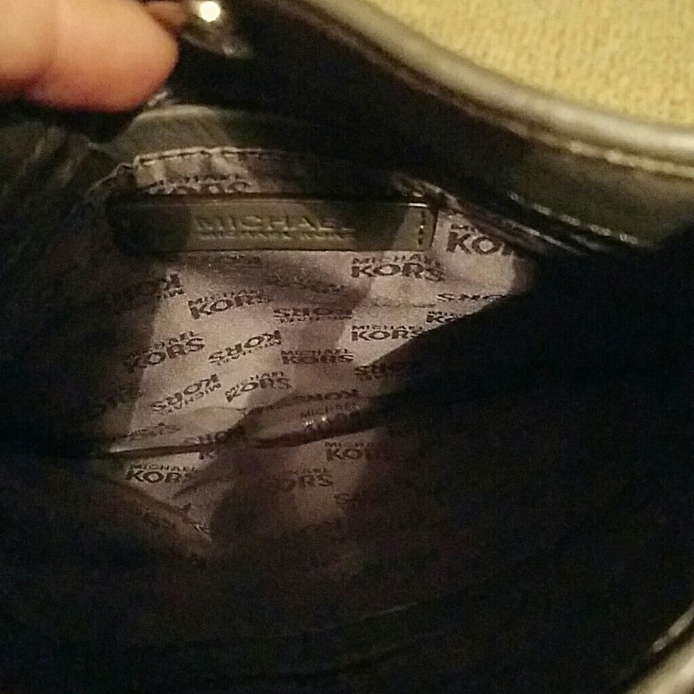 Purse..crossbody.   REDUCED