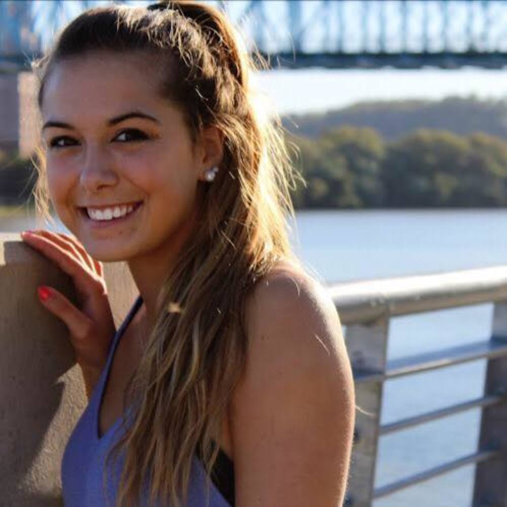 Meet your Posher, Lizzy