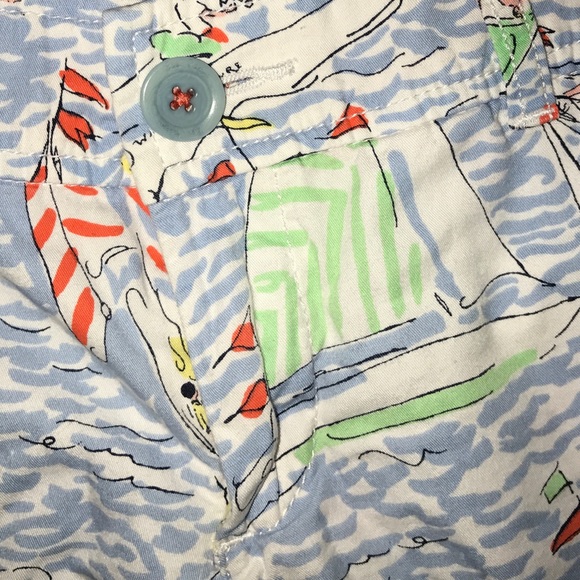 3xHP๐Lilly Pulitzer shorts!! - Picture 2 of 4