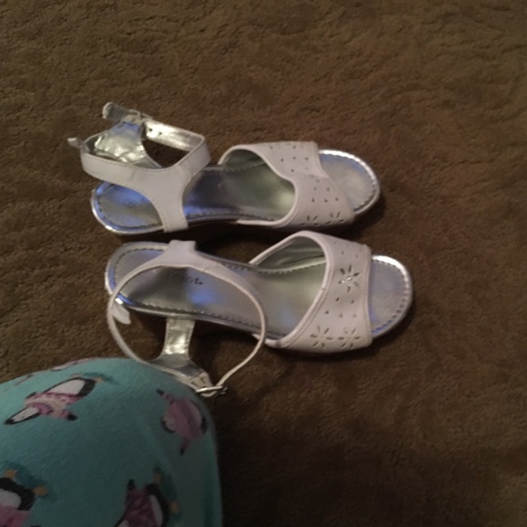 Girls Wedge Sandals - Picture 1 of 3