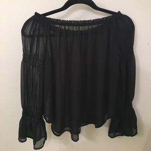 👄 Nasty Gal 👄Shear Off the Shoulder Top