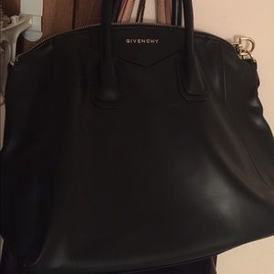 Givenchy inspo large Antigona bag