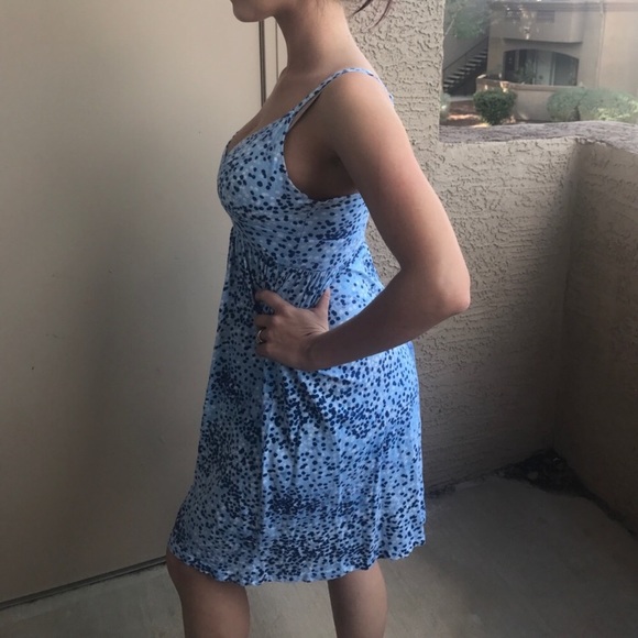 Old navy dress - Picture 2 of 3