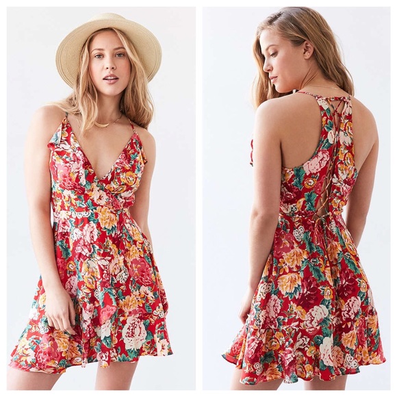 Urban Outfitters Dresses & Skirts - Floral Boho Ruffle Wrap Mini Summer Dress 🌸🌺