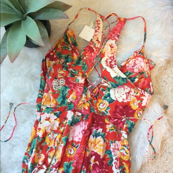 Floral Boho Ruffle Wrap Mini Summer Dress 🌸🌺 - Picture 6 of 6