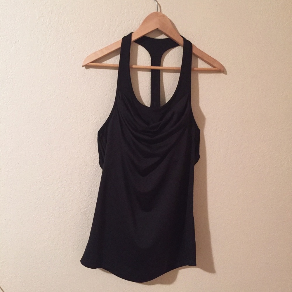 Black aspire yoga top