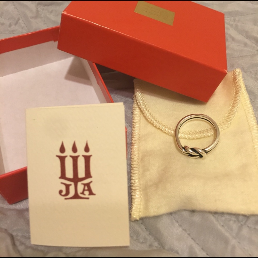 James Avery knot ring