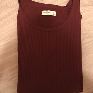 A&F long sleeve maroon shirt