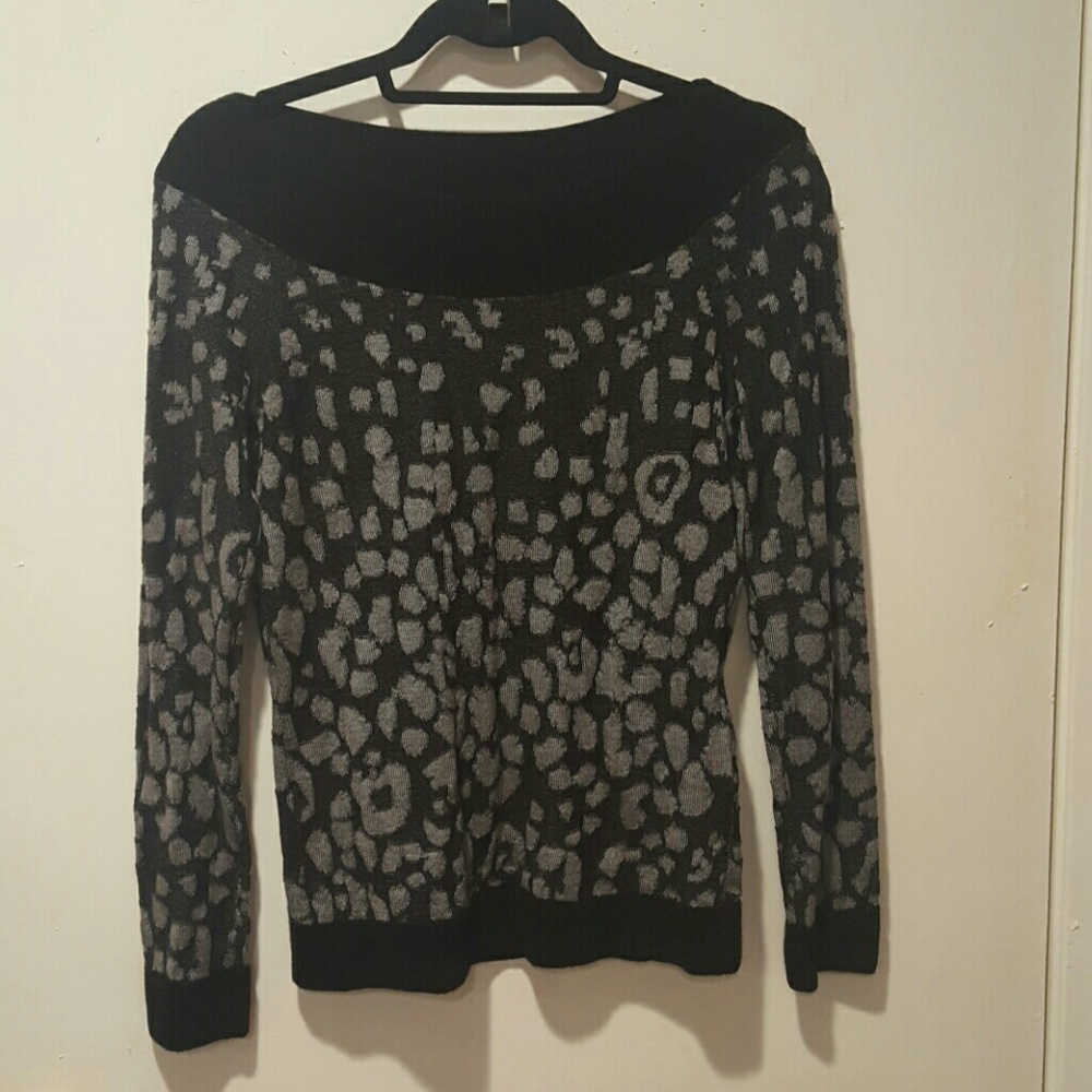 Black and grey sweater