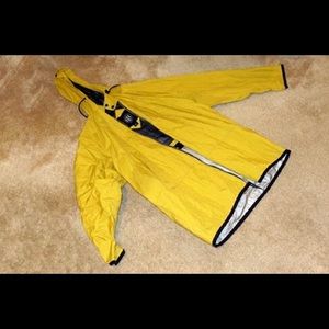 Barely Used Convertible Brookstone Raincoat