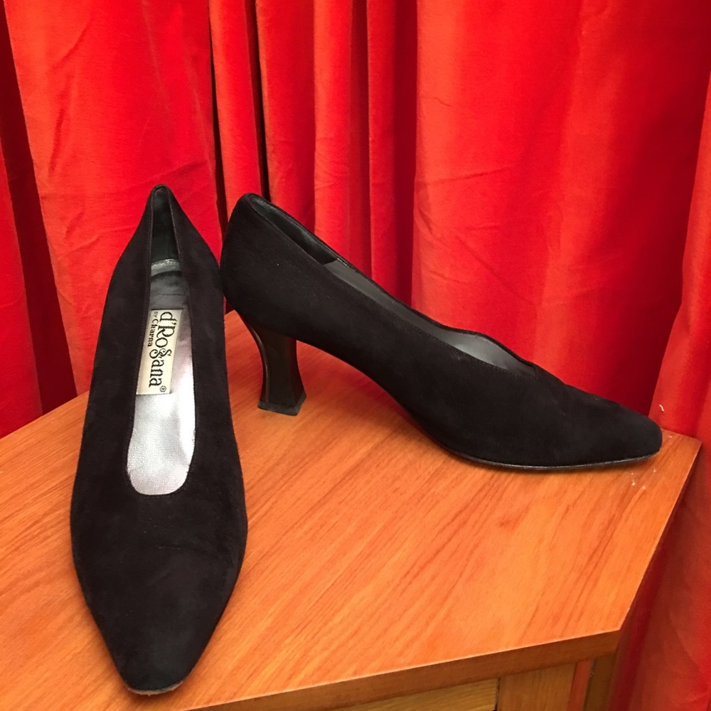 Rare d'Rossana by Charna classic pumps