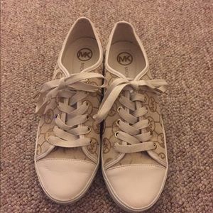 Micheal Kors Sneakers