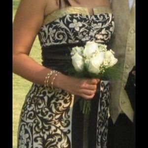 Nicole Miller Gown Size 10